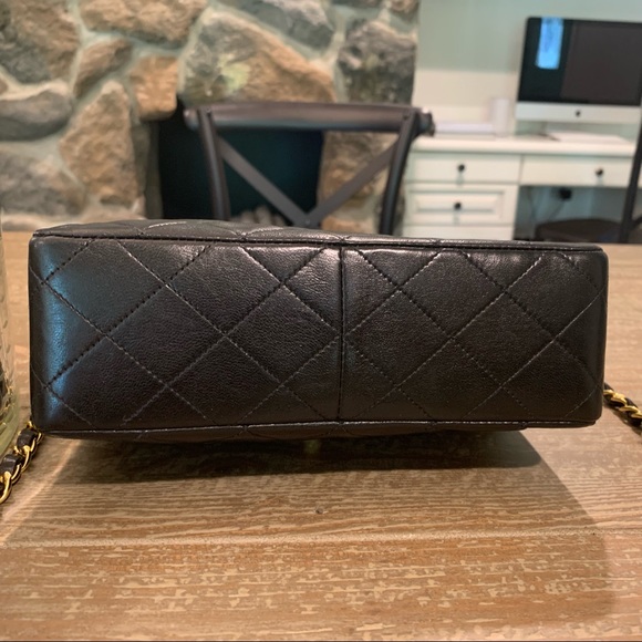 ❌SOLD❌CHANEL 24K Gold Turn Lock Single Flap Mini R - Picture 5 of 7